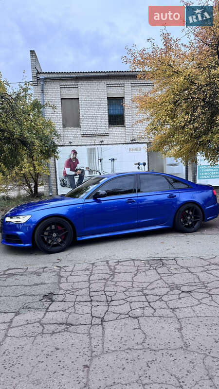 Audi-4