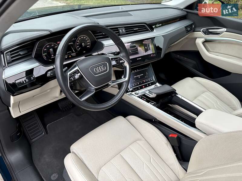 Audi-38