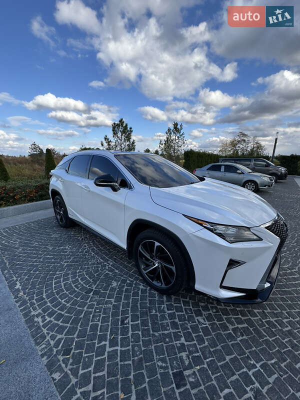 Lexus RX 2019
