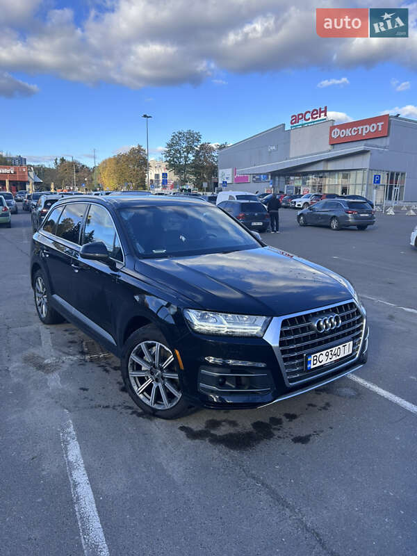 Audi-8