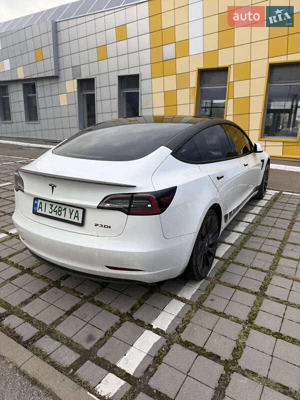Tesla-3