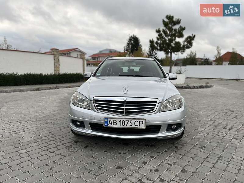 Mercedes-Benz C-Class 2011