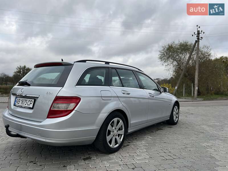 Mercedes-Benz C-Class 2011