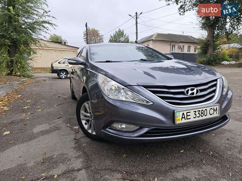 Hyundai Sonata 2010