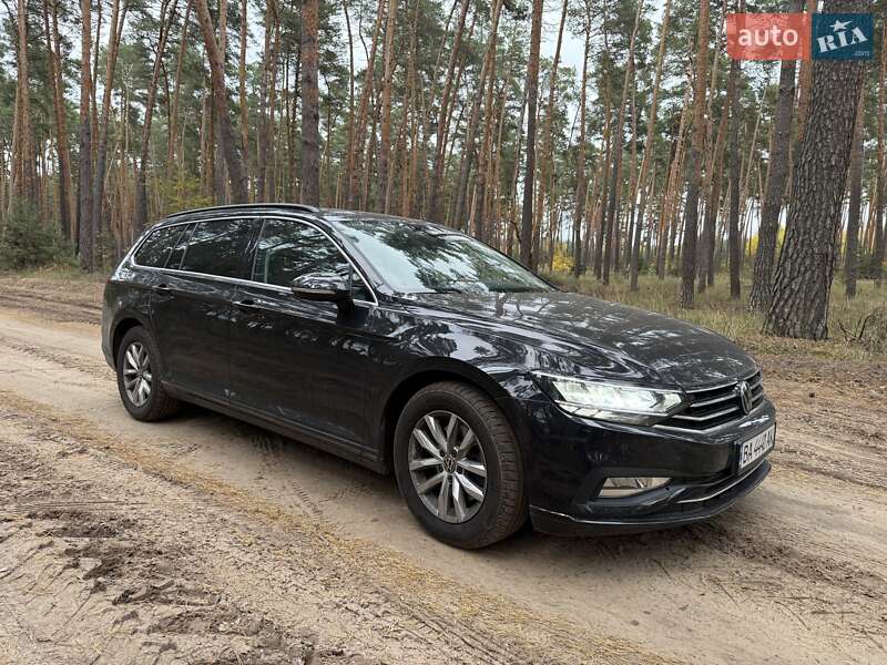 Volkswagen Passat 2023