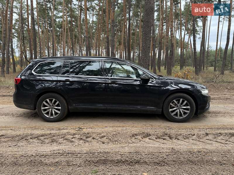 Volkswagen Passat 2023