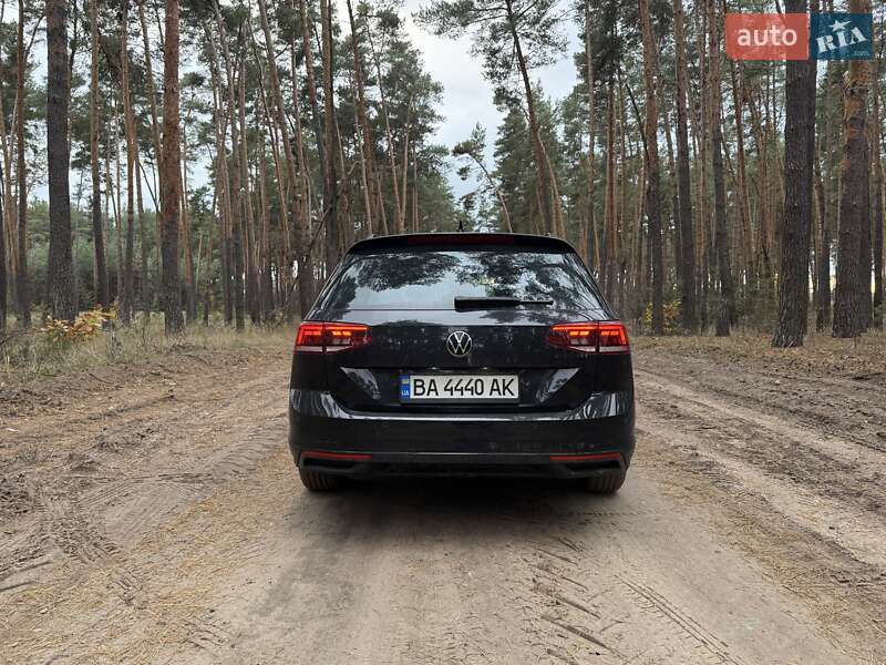 Volkswagen Passat 2023