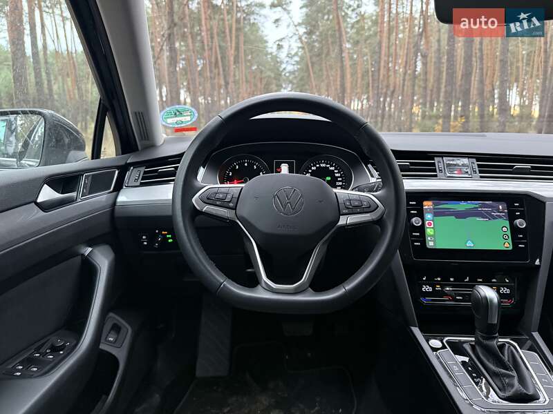 Volkswagen Passat 2023