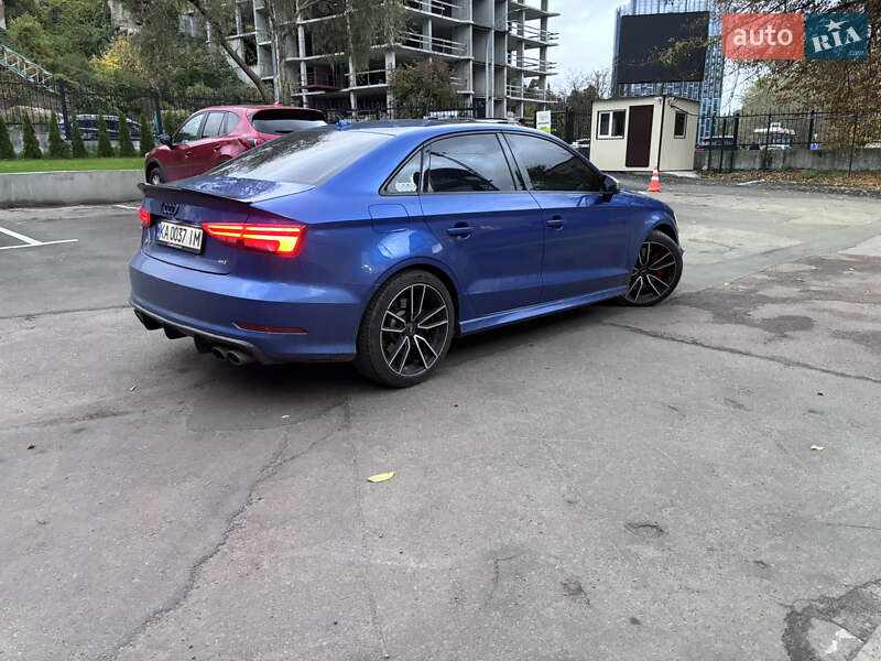 Audi-43