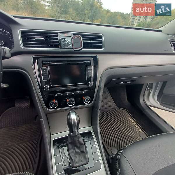 Volkswagen Passat 2014