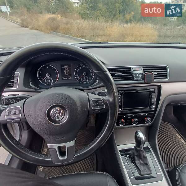 Volkswagen Passat 2014
