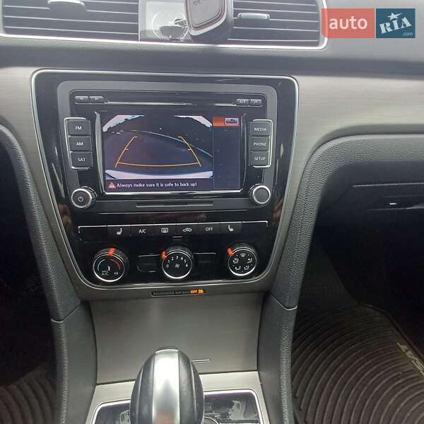 Volkswagen Passat 2014