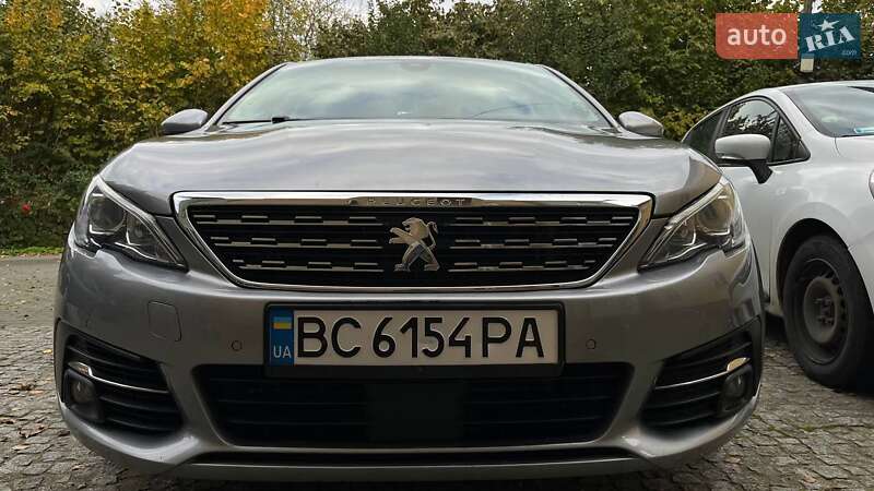 Peugeot-0