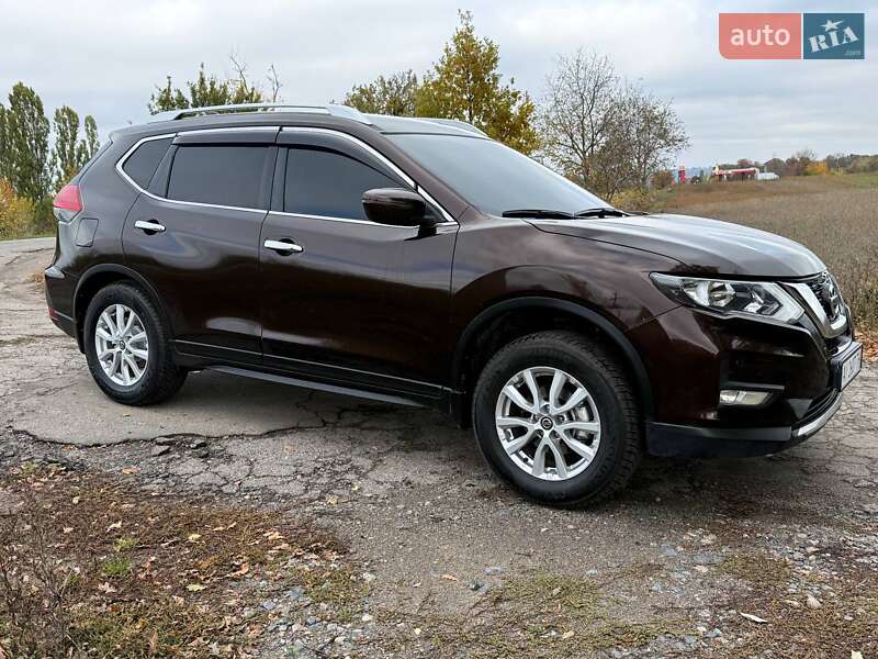 Nissan-5