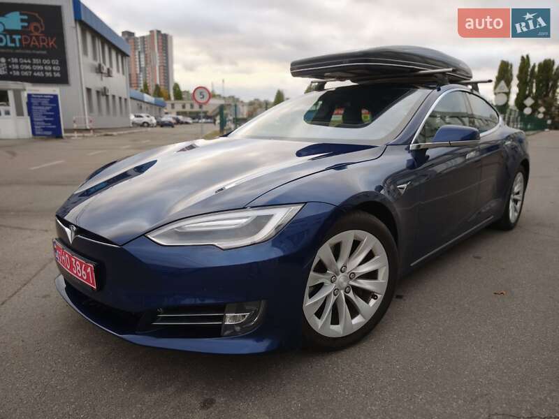 Tesla Model S 2017