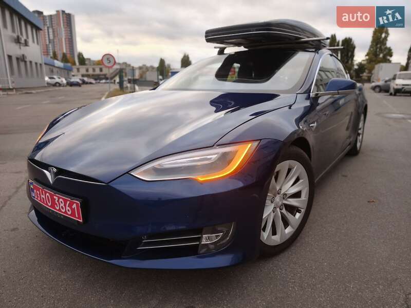 Tesla Model S 2017
