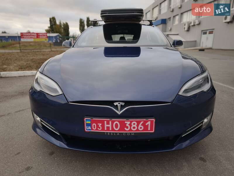 Tesla Model S 2017