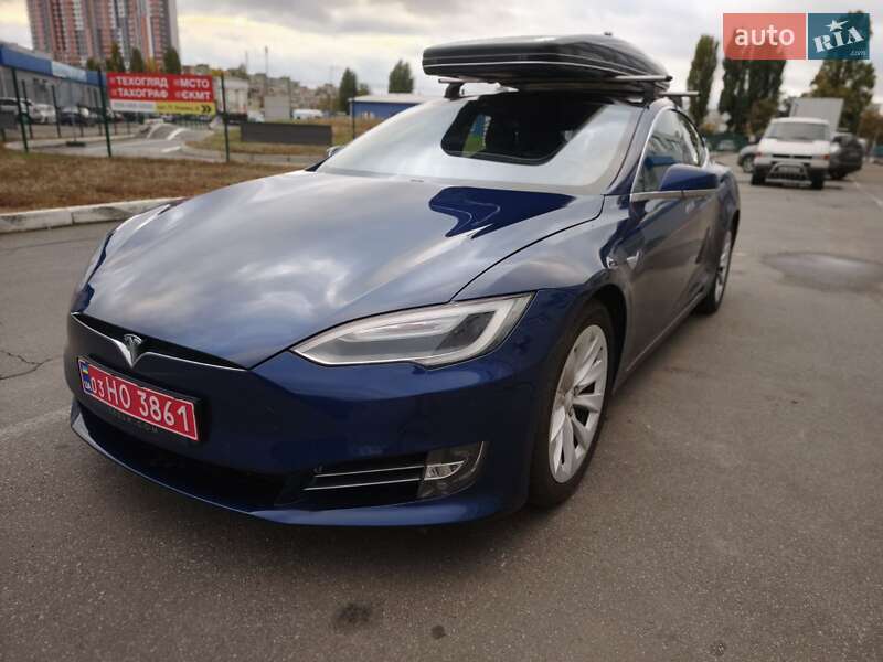 Tesla Model S 2017