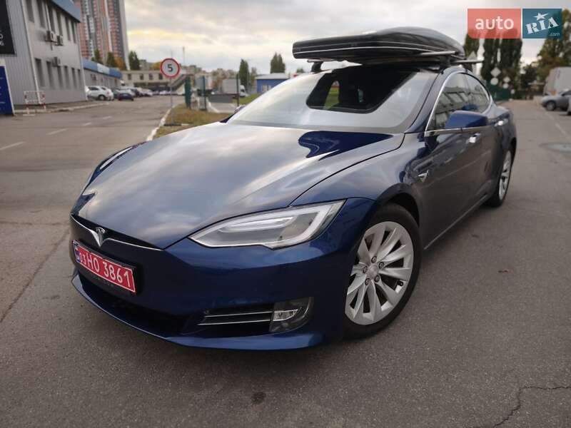Tesla Model S 2017