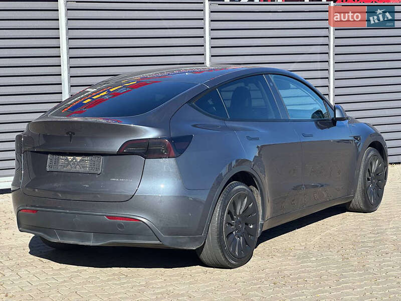Tesla-10