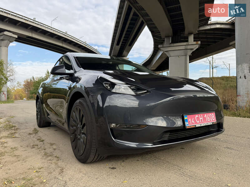 Tesla-11