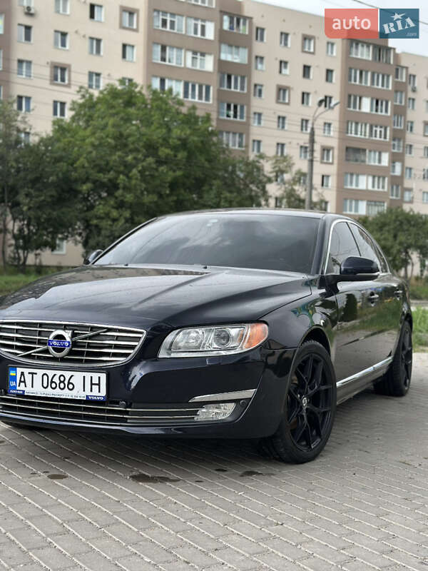 Volvo-3