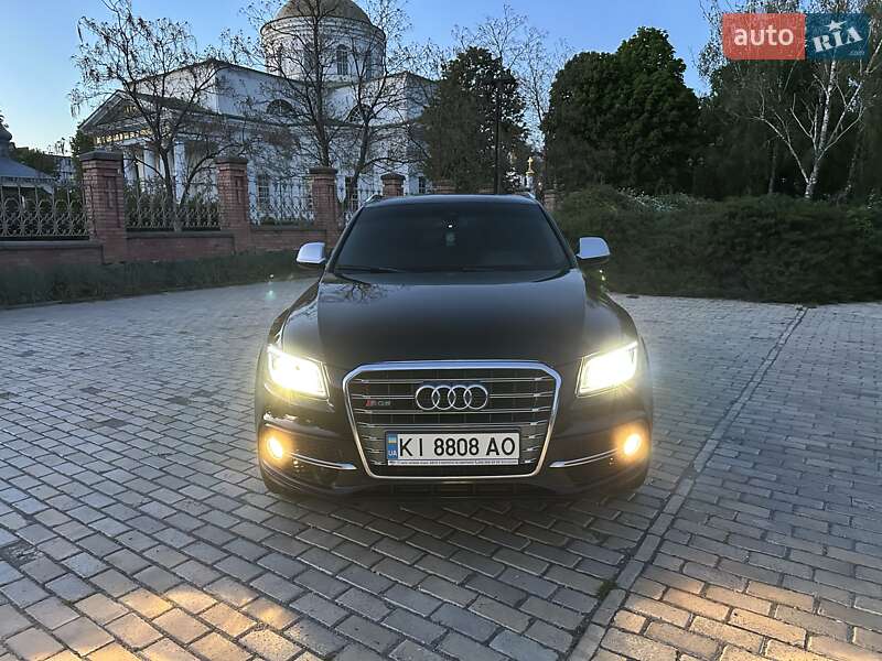 Audi-30