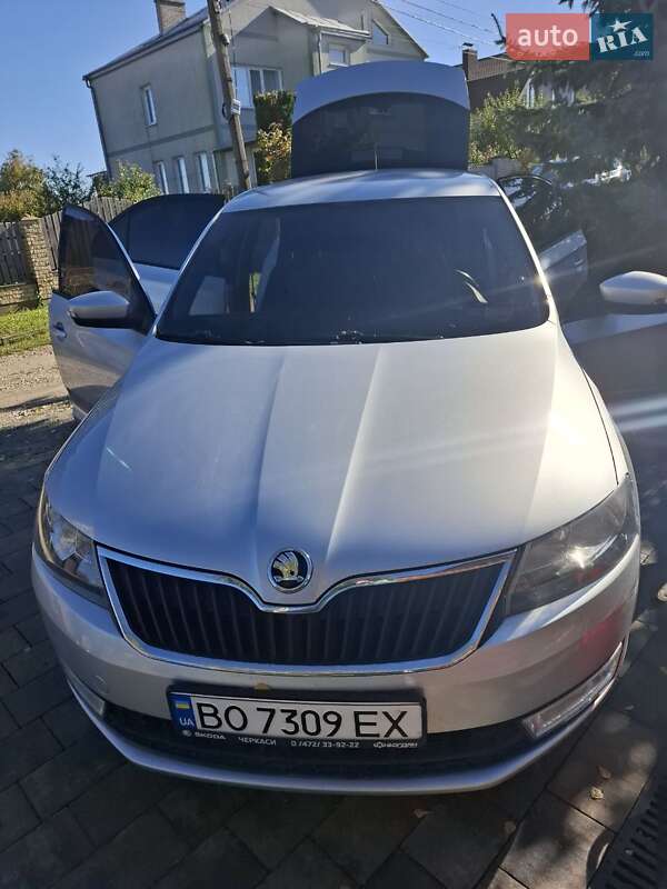 Skoda-0
