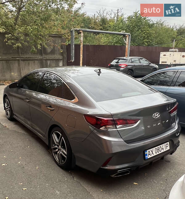Hyundai-17