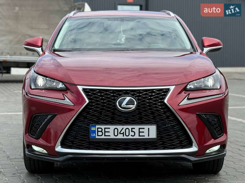 Lexus-10