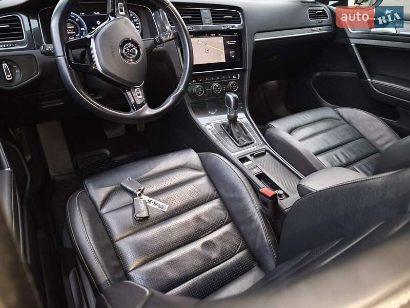 Volkswagen e-Golf 2018