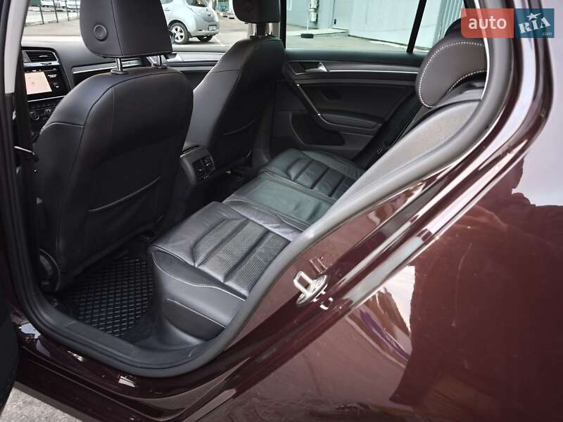 Volkswagen e-Golf 2018