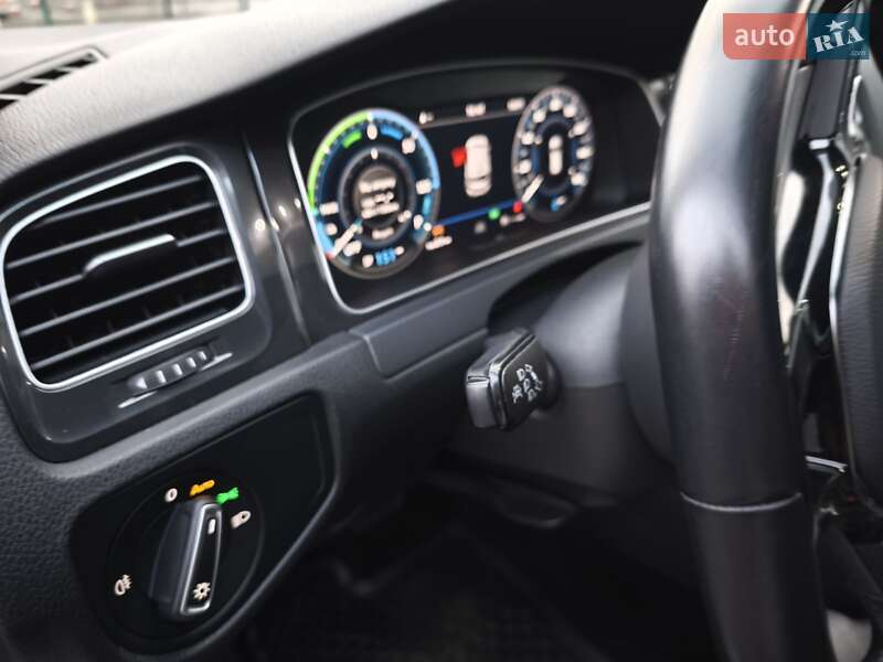 Volkswagen e-Golf 2018