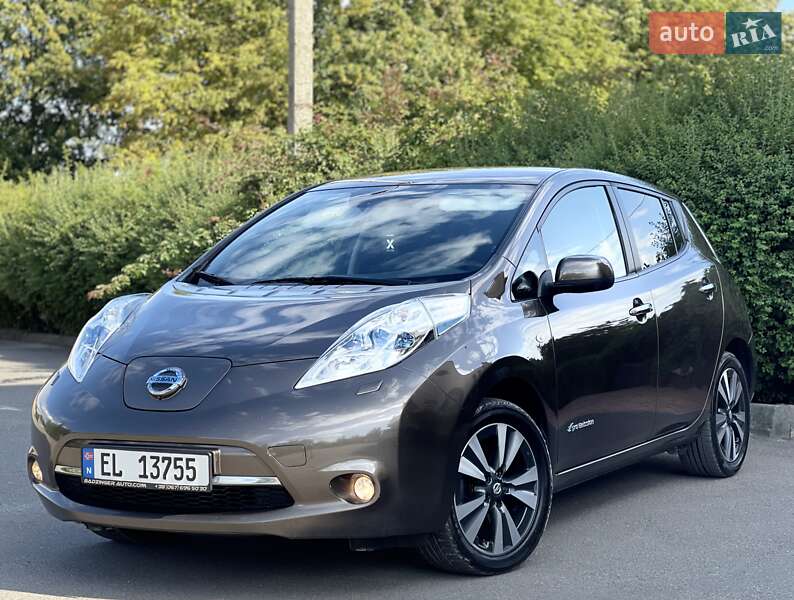 Nissan-33
