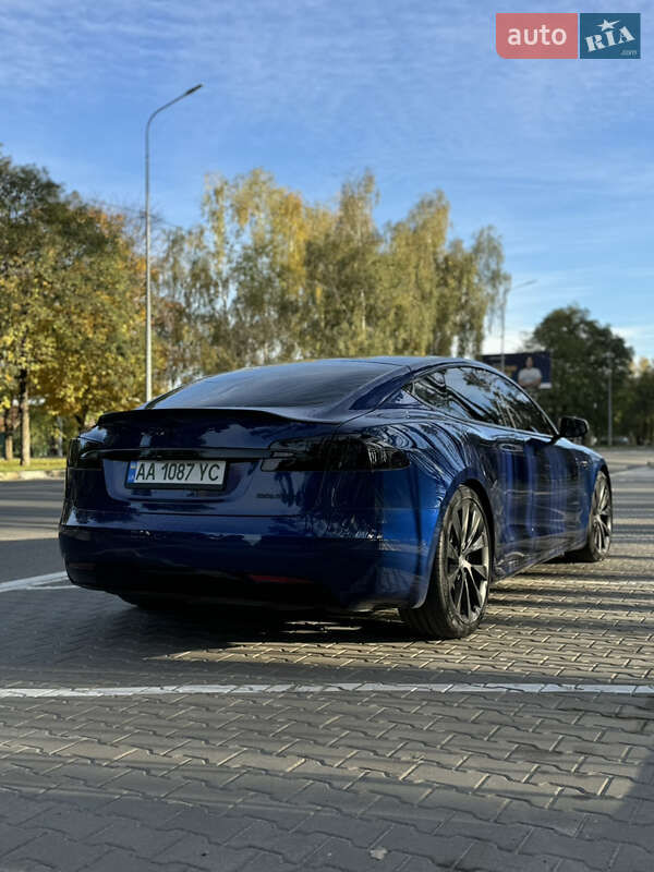 Tesla-5