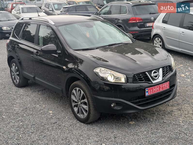 Nissan-10