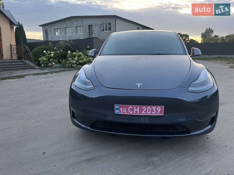 Tesla-3