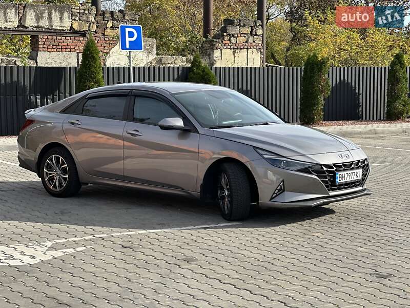 Hyundai-17