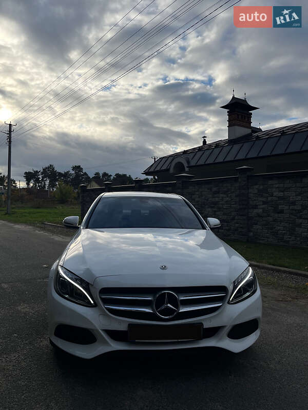 Mercedes-Benz C-Class 2017