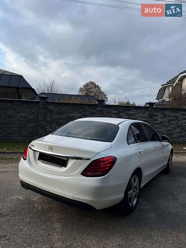 Mercedes-Benz C-Class 2017