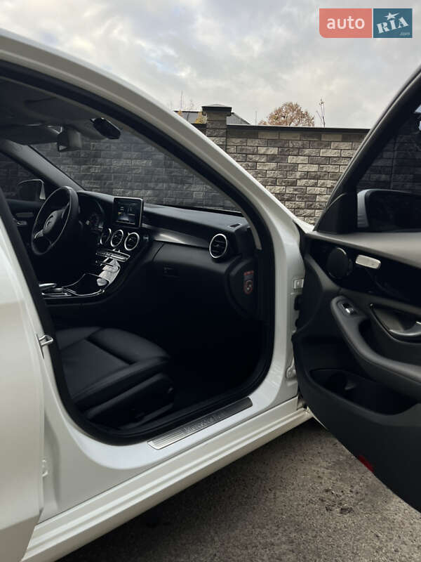 Mercedes-Benz C-Class 2017