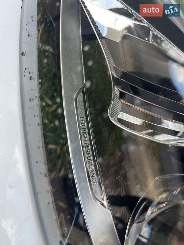 Mercedes-Benz C-Class 2017