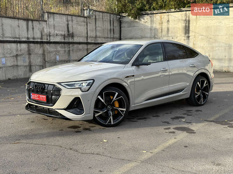 Audi-51