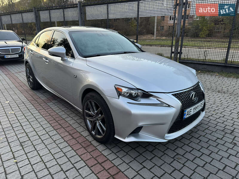 Lexus-2