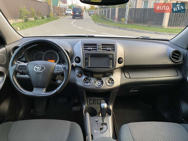 Toyota RAV4 2012