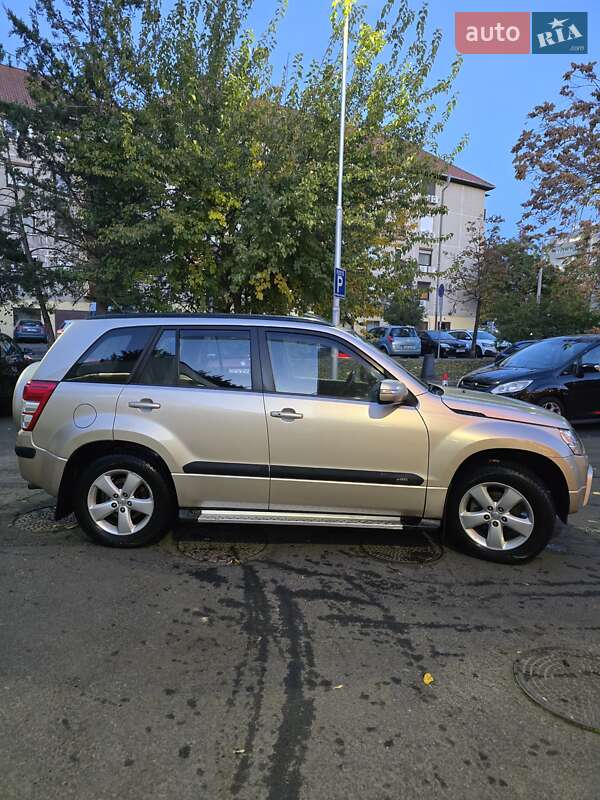 Suzuki Grand Vitara 2010