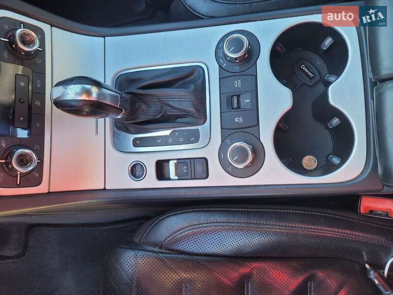 Volkswagen Touareg 2010