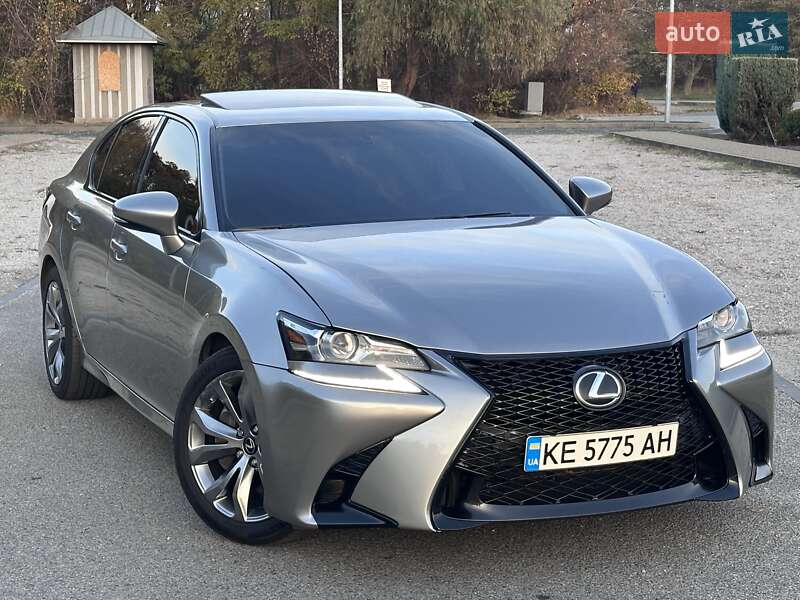Lexus-10