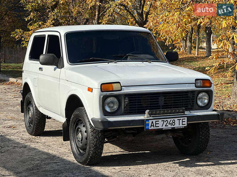 ВАЗ / Lada-12