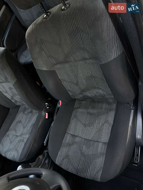 Dacia Logan MCV 2011